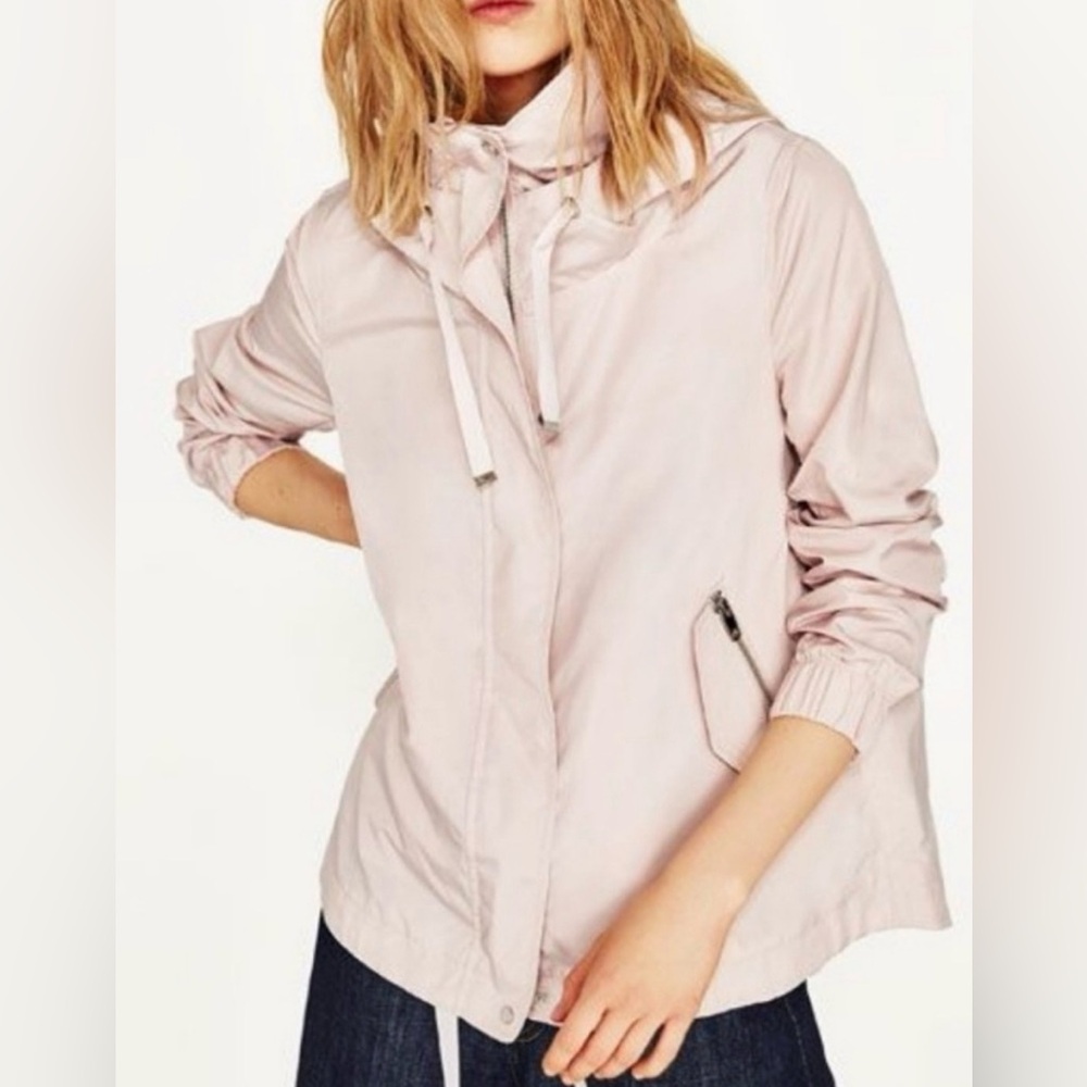 Zara Water Repellent Lightweight Jacket Size Small